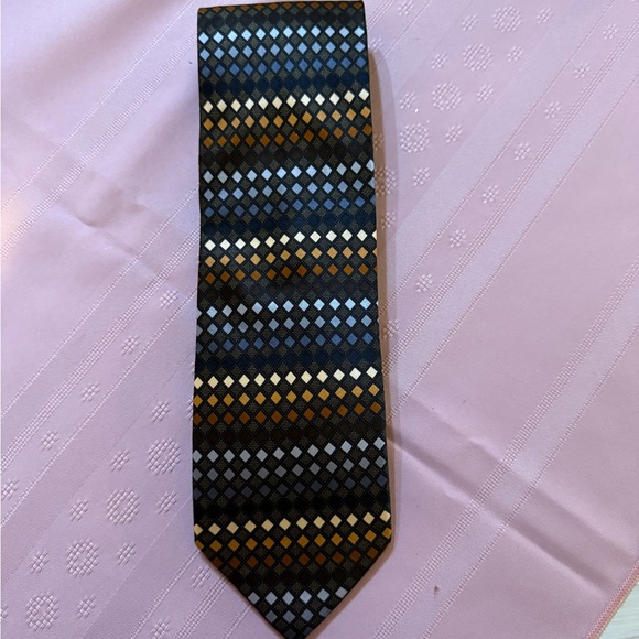 Alexander Julian Other - Alexander Julian Geometric Black and Gold Tie
